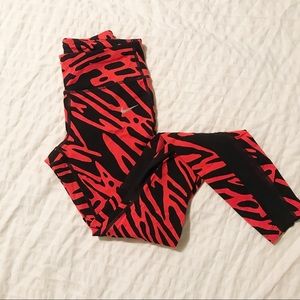 NWOT Nike Epic Lux Tights